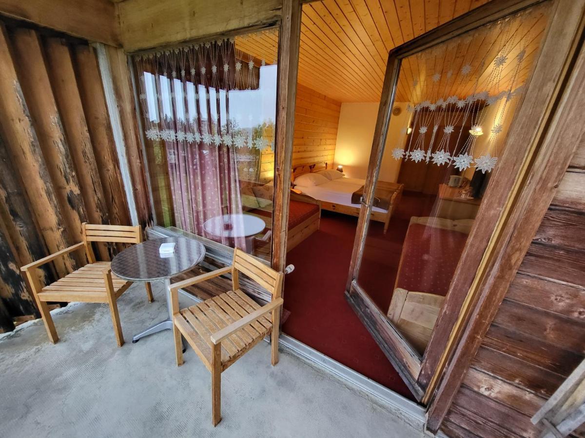 Hotel La Tour D'Ai ليسين المظهر الخارجي الصورة